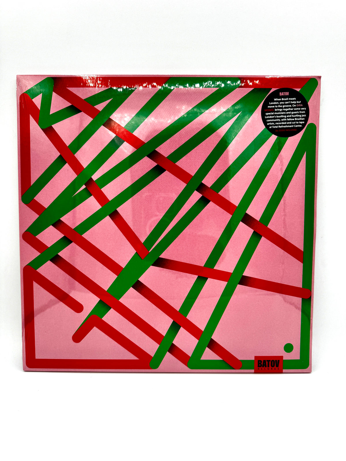 MOMO. "Gira" New (11/2024) Vireo Vinyl Pick